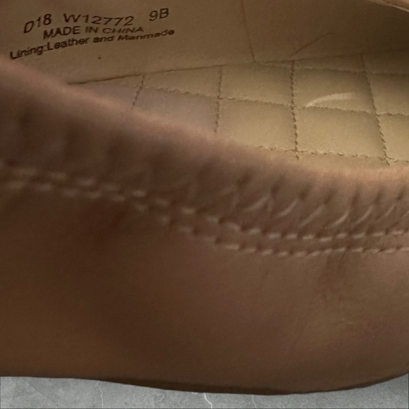 Cole Haan Women’s Tali Bow Ballet Flat / Tan 9B - Picture 9 of 9